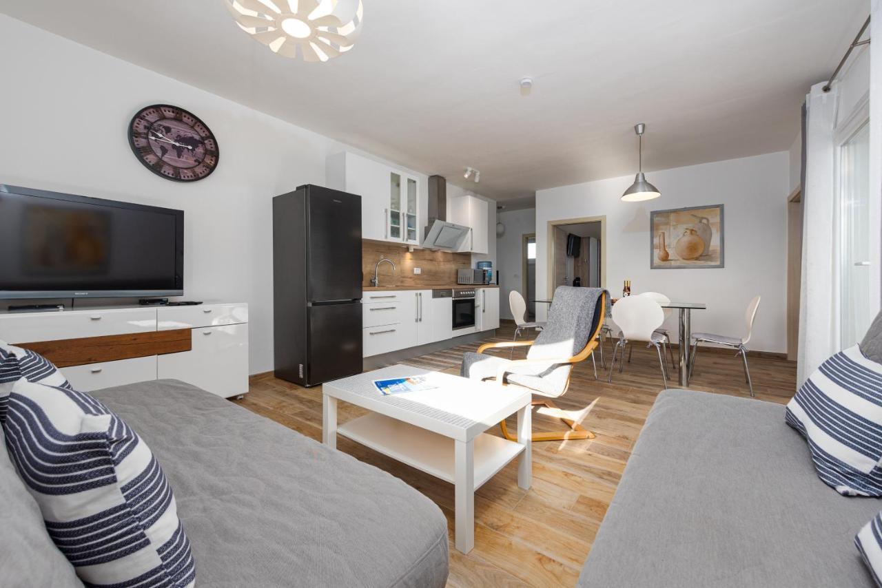 Apartamento Hibiskus App1 Vir Exterior foto