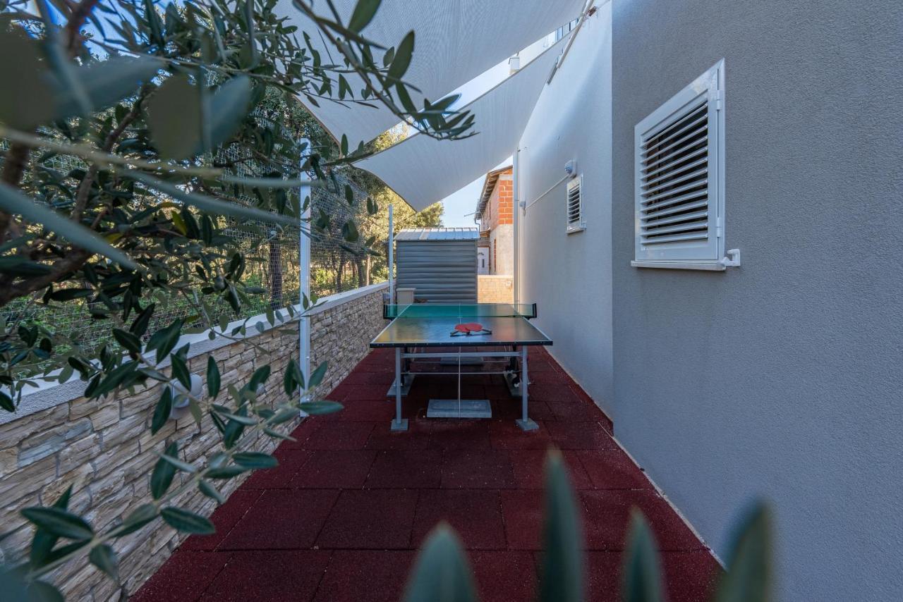 Apartamento Hibiskus App1 Vir Exterior foto