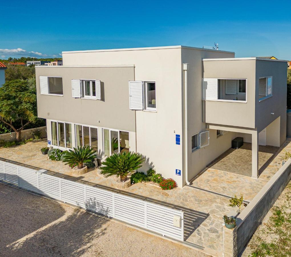 Apartamento Hibiskus App1 Vir Exterior foto